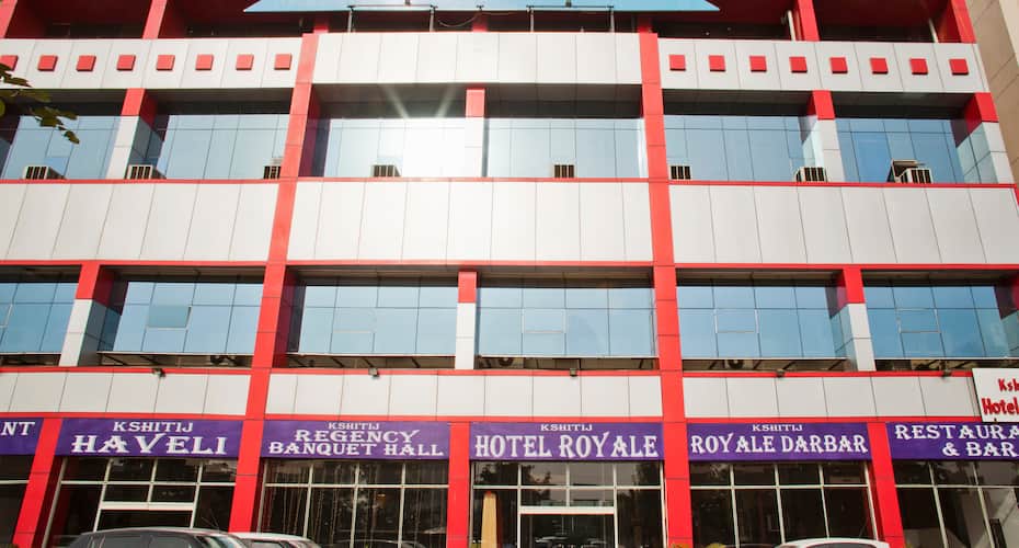Kshitij Hotel Royale, Gurgaon 1